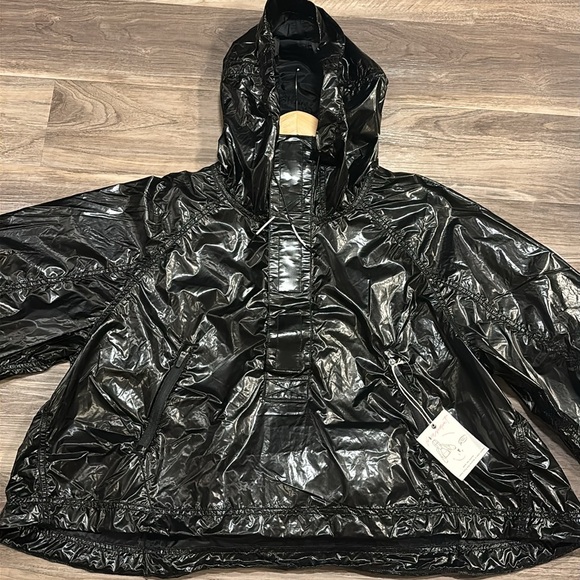 **NWT** FP Movement Dew Drop Rain Jacket - Picture 4 of 11